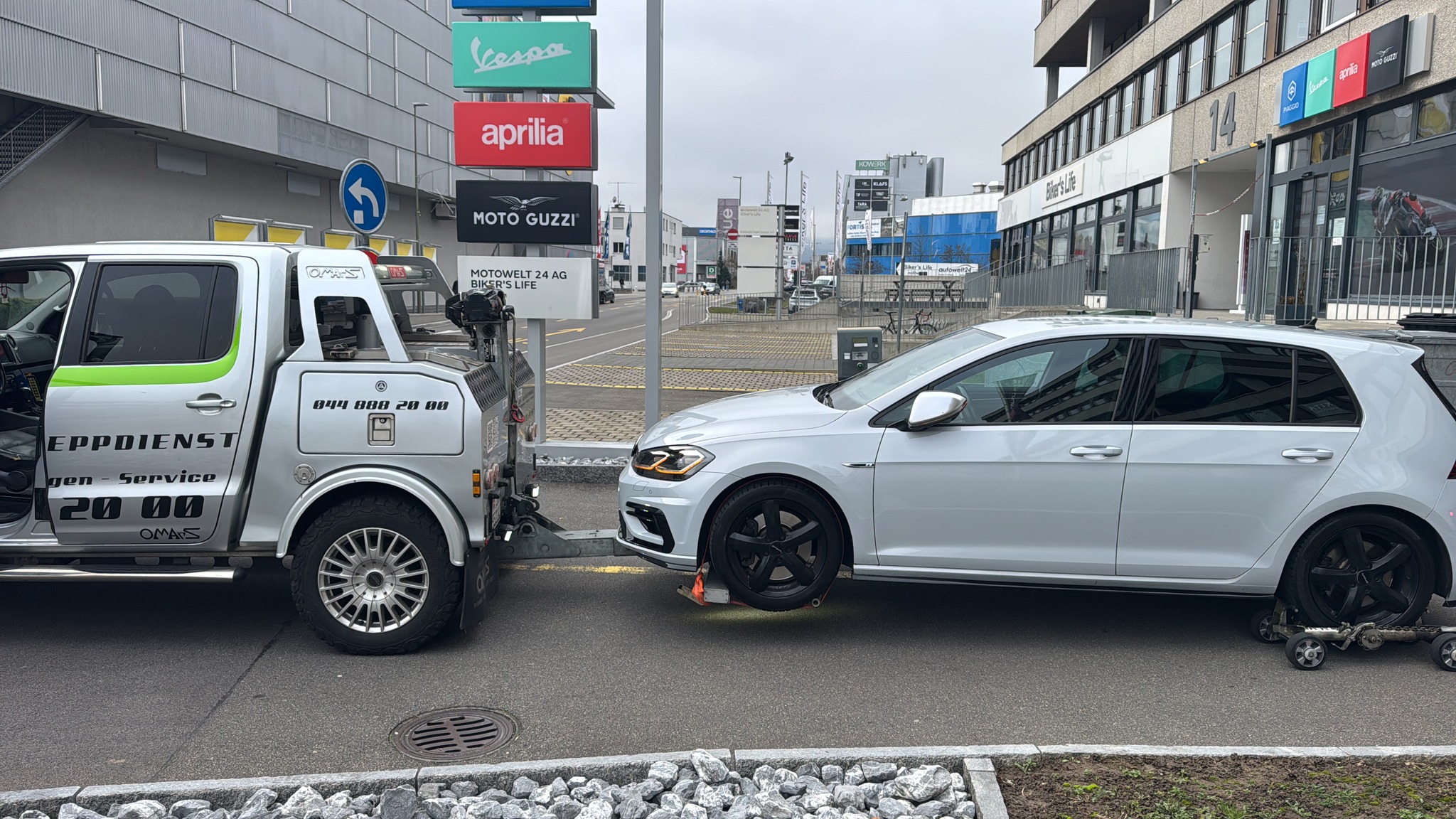 ABS Abschleppdienst - Professionelles Abschleppen